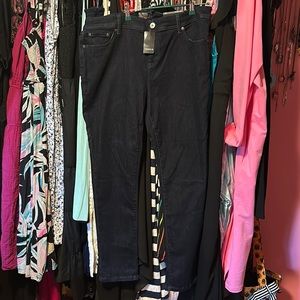 Torrid new with tags size 18 skinny jeans